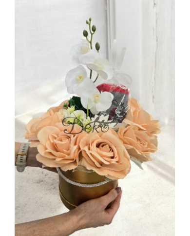 FLOWER BOX PUDEŁKO NA DZIEŃ BABCI + SKARPETKI