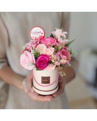 Flower box dla mamy prezent na dzień mamy kwiaty premium